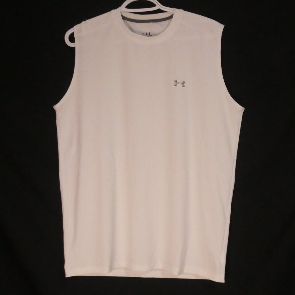 UNDER ARMOUR - Heat Gear | medium | White Tank Top With Silver Print